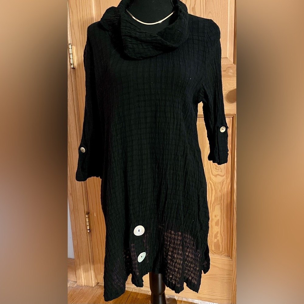 Soft Surroundings Black Mesh Cowl Neck Tunic M Abalone Button Boho Whimsigoth